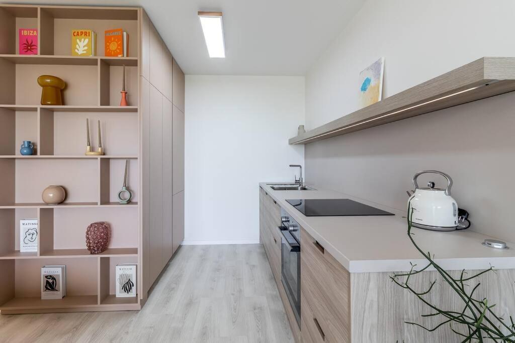 Cozy Apartment Near City Centrum And Bratislava Airport ภายนอก รูปภาพ